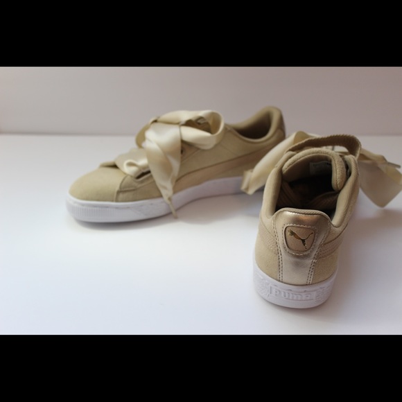 Puma Bow Varsity Womens Beige Trainers main image 0